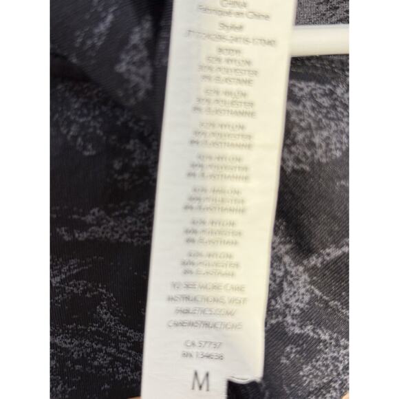 FABLETICS Amelia Black long Sleeve Half Zip Mock Neck Seamless Athletic Top M - Picture 4 of 4